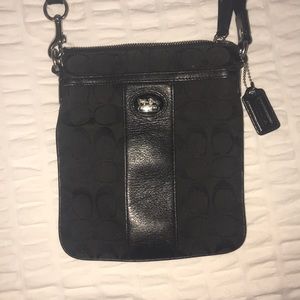 COACH Sutton swing pack crossbody 43976